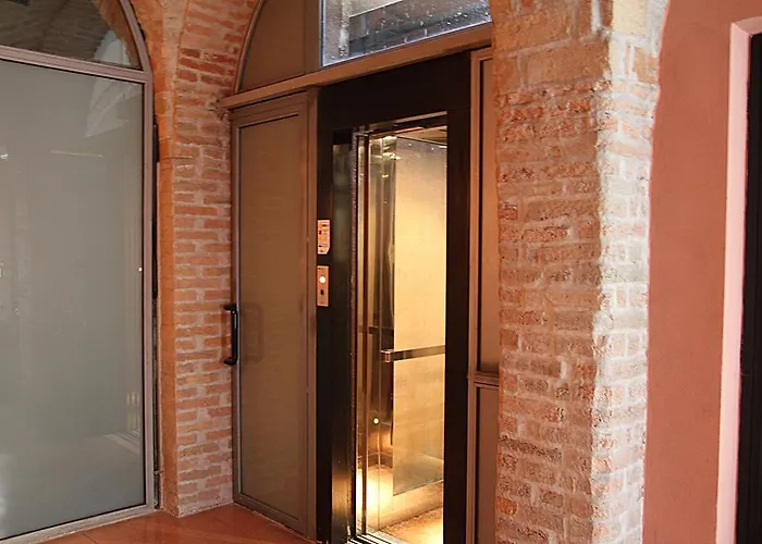 The Diamond Flat Parma