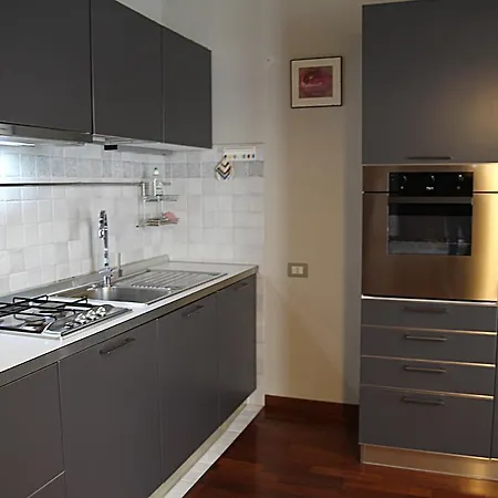 The Diamond Flat Parma